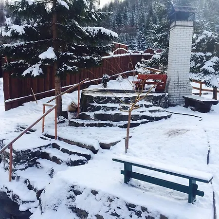 Hotel Lisova Kazka Zhdeniievo