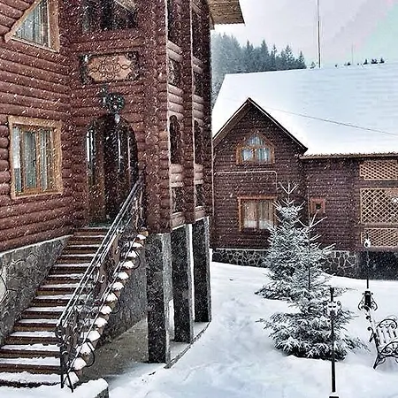 Lisova Kazka 酒店