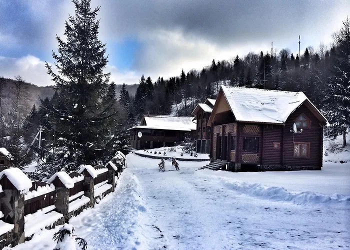 Hotel Lisova Kazka Zhdeniievo